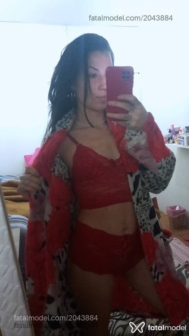 Acompanhante mulher morena (o) de olhos castanhos - May Fernandes