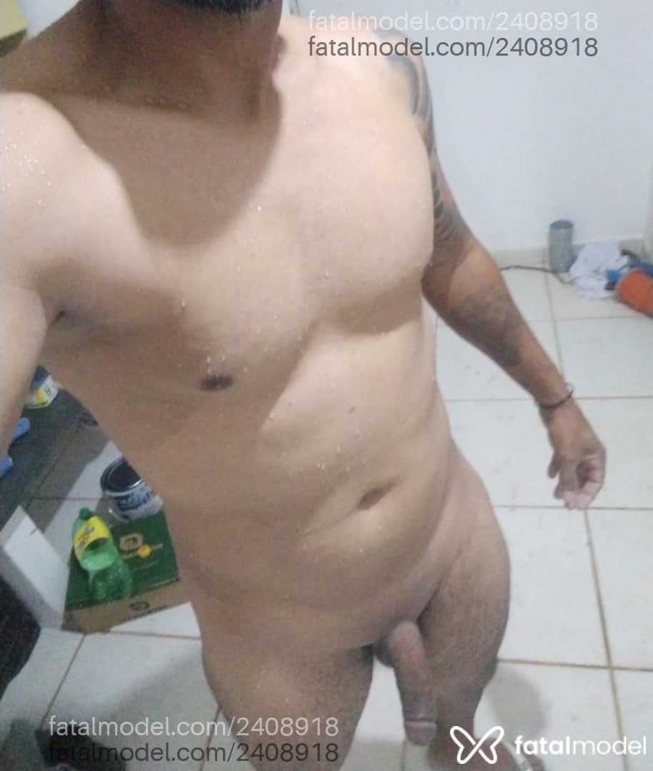 Acompanhante homem morena (o) de olhos castanhos em Maringá - Fernando