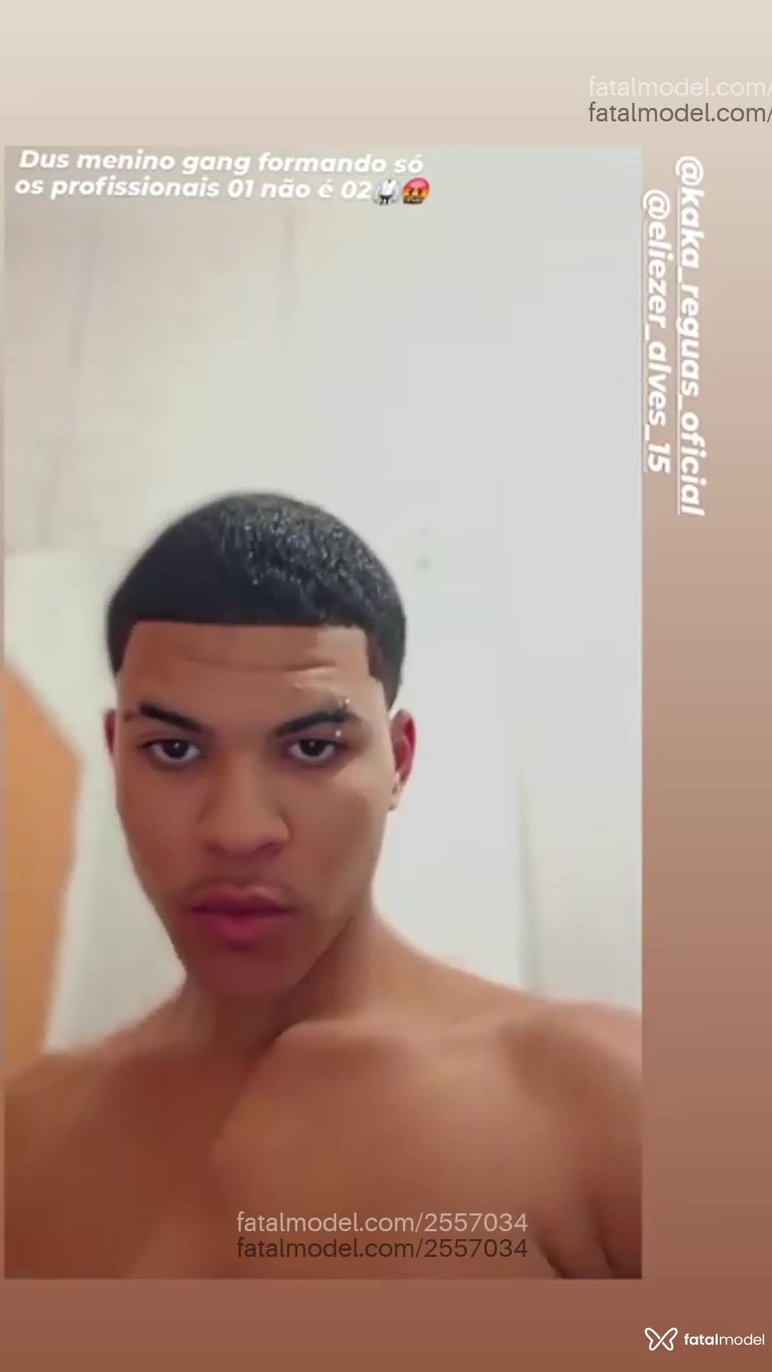 Acompanhante homem morena (o) de olhos castanhos em Belo Horizonte Acompanhante homem morena (o) de olhos castanhos em Belo Horizonte - Preto