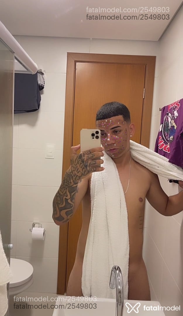 Acompanhante homem morena (o) de olhos castanhos - Allanzinho Acompanhante homem morena (o) de olhos castanhos - Allanzinho