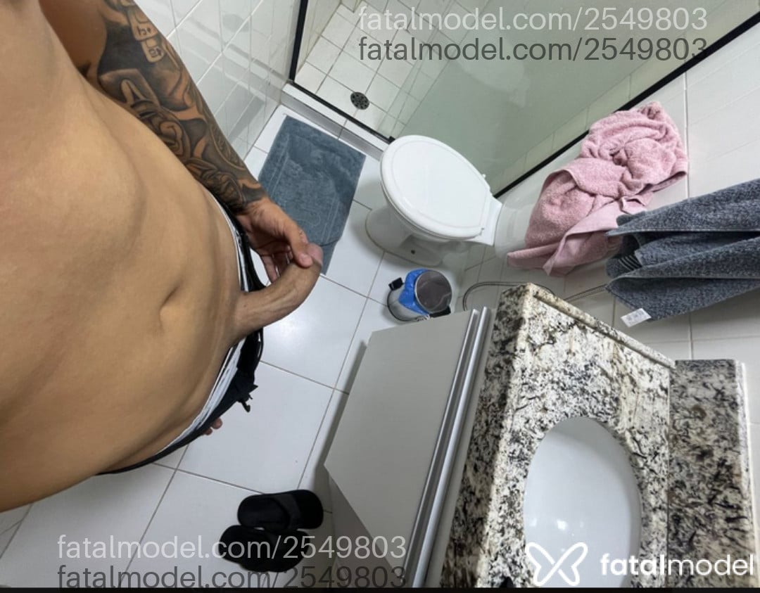 Acompanhante homem morena (o) de olhos castanhos - Allanzinho Acompanhante homem morena (o) de olhos castanhos - Allanzinho