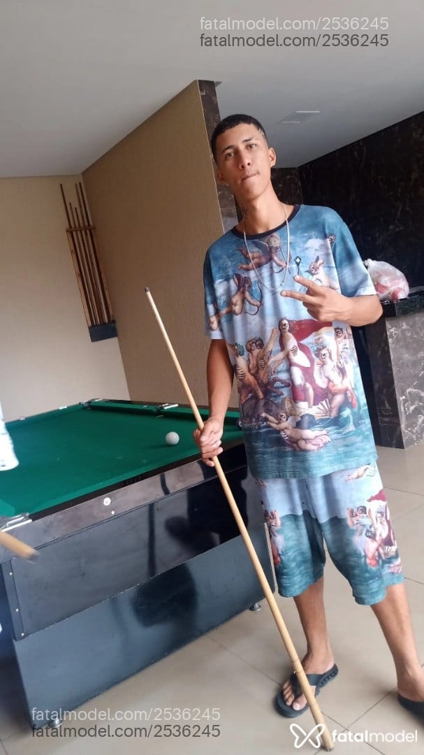 Acompanhante homem morena (o) de olhos castanhos em Jataí Acompanhante homem morena (o) de olhos castanhos em Jataí - Fagundes