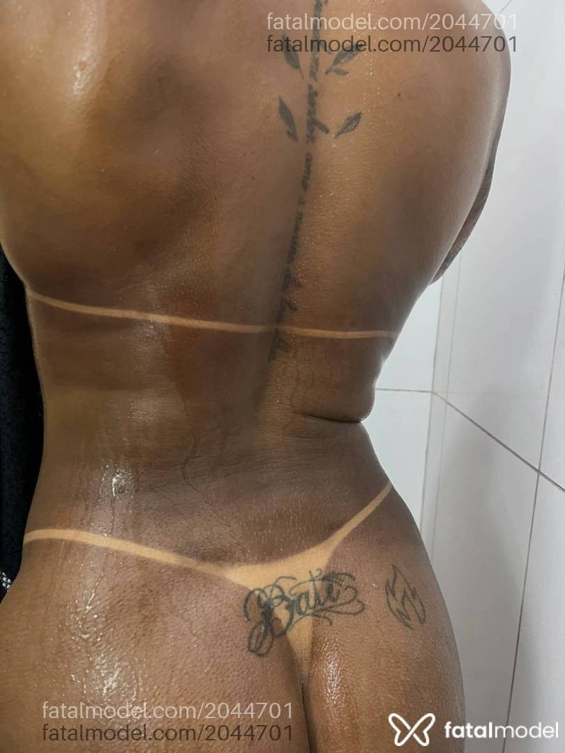 Acompanhante mulher morena (o) de olhos castanhos - Ludymilla