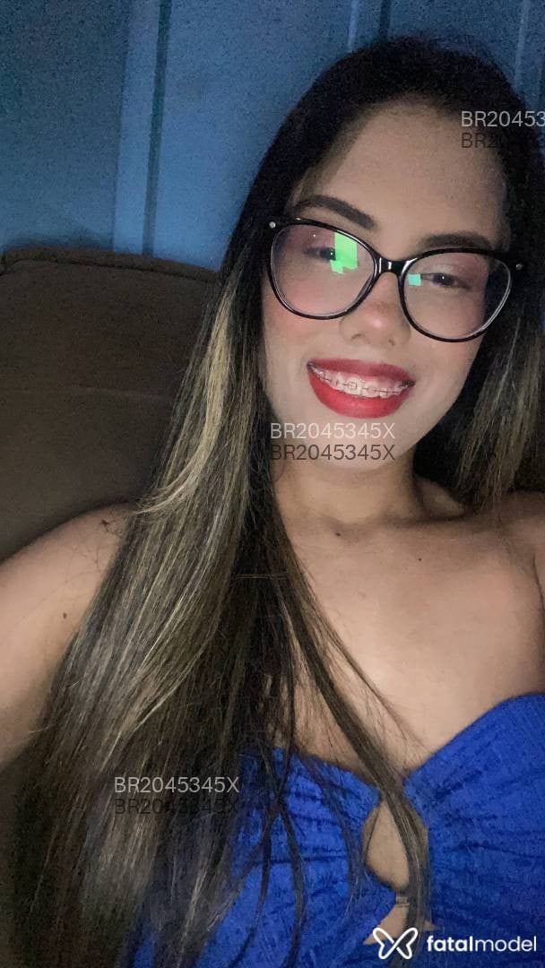 Acompanhante mulher loira (o) de olhos castanhos em São José - Larissa Dallo