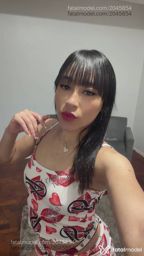 Acompanhante mulher morena (o) de olhos castanhos - Amanda Ribeiro