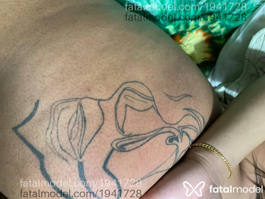 Acompanhante mulher com cabelo castanho de olhos mel em Porto Alegre - Priscila