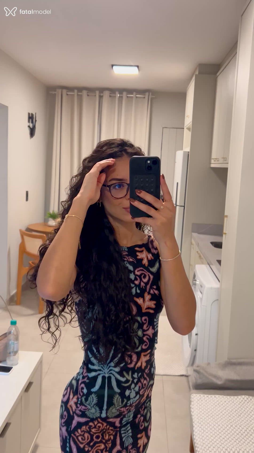 Acompanhante mulher morena (o) de olhos castanhos - Mariana Rech Acompanhante mulher morena (o) de olhos castanhos - Mariana Rech