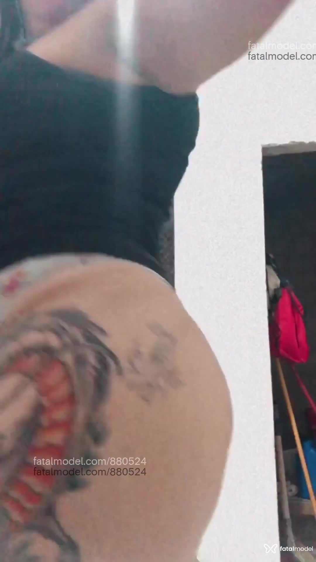 Acompanhante travesti com cabelo castanho de olhos castanhos em Toritama Acompanhante travesti com cabelo castanho de olhos castanhos em Toritama - Gabriellegordinha