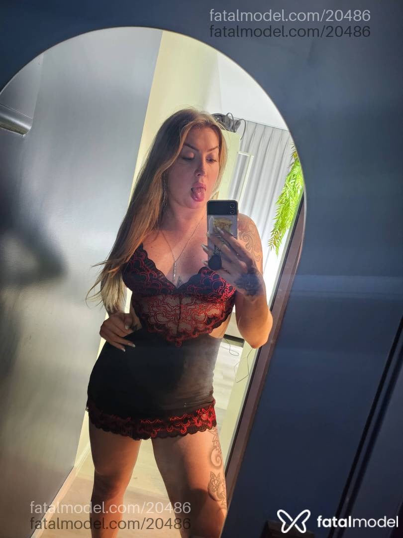 Acompanhante travesti loira (o) de olhos castanhos em Florianópolis - JULIANNA PRADO
