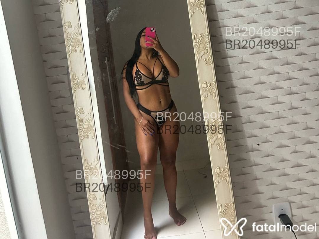 Acompanhante mulher morena (o) de olhos pretos em Peixoto de Azevedo Acompanhante mulher morena (o) de olhos pretos em Peixoto de Azevedo - Monica