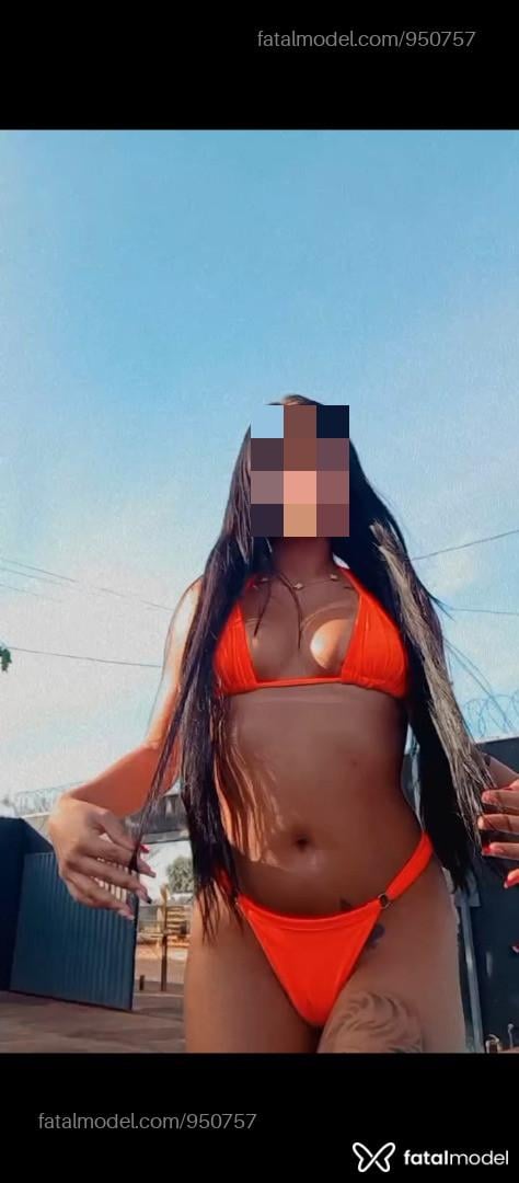 Acompanhante mulher morena (o) de olhos pretos em Passo Fundo Acompanhante mulher morena (o) de olhos pretos em Passo Fundo - Vitória