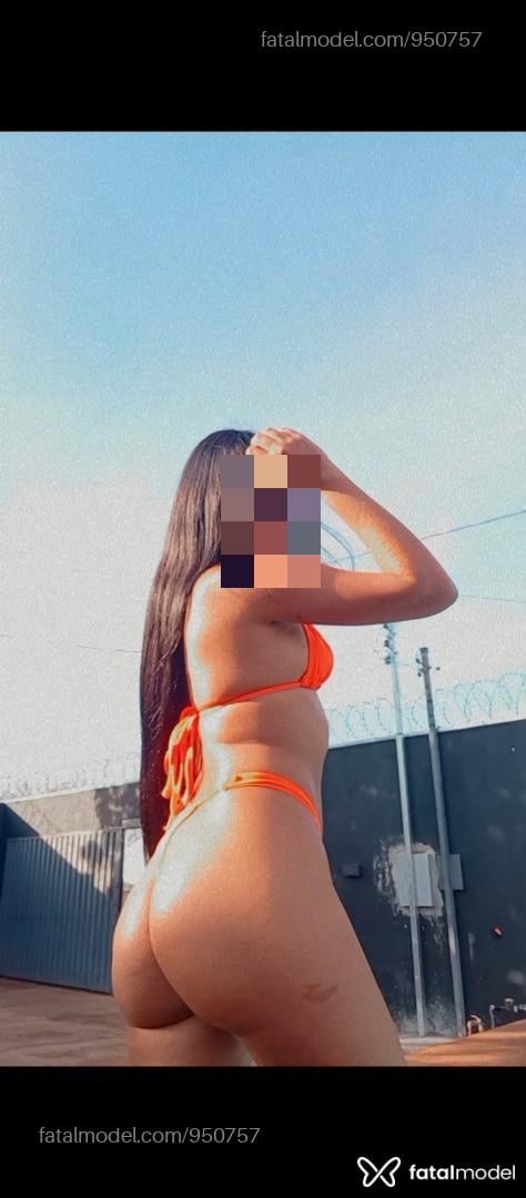 Acompanhante mulher morena (o) de olhos pretos em Passo Fundo Acompanhante mulher morena (o) de olhos pretos em Passo Fundo - Vitória