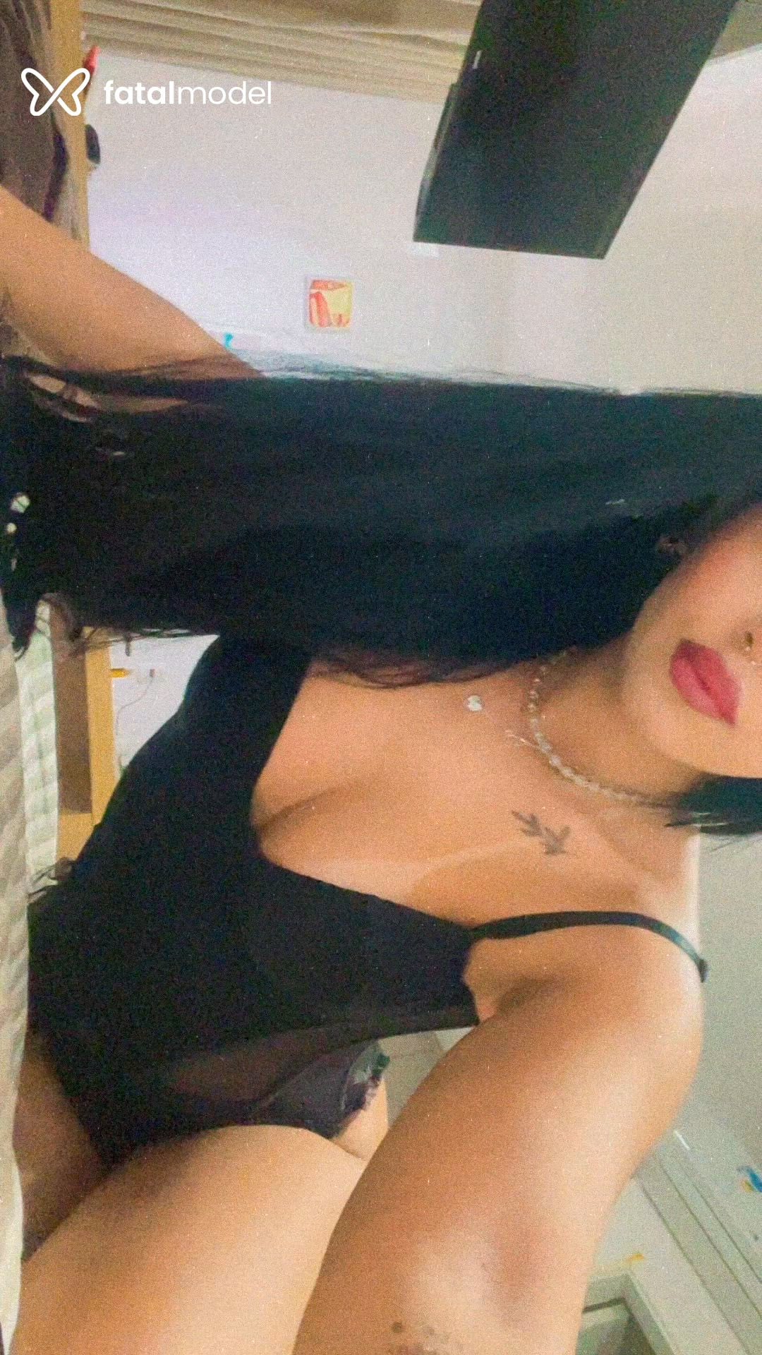 Acompanhante mulher morena (o) de olhos castanhos - Ayla Acompanhante mulher morena (o) de olhos castanhos - Ayla