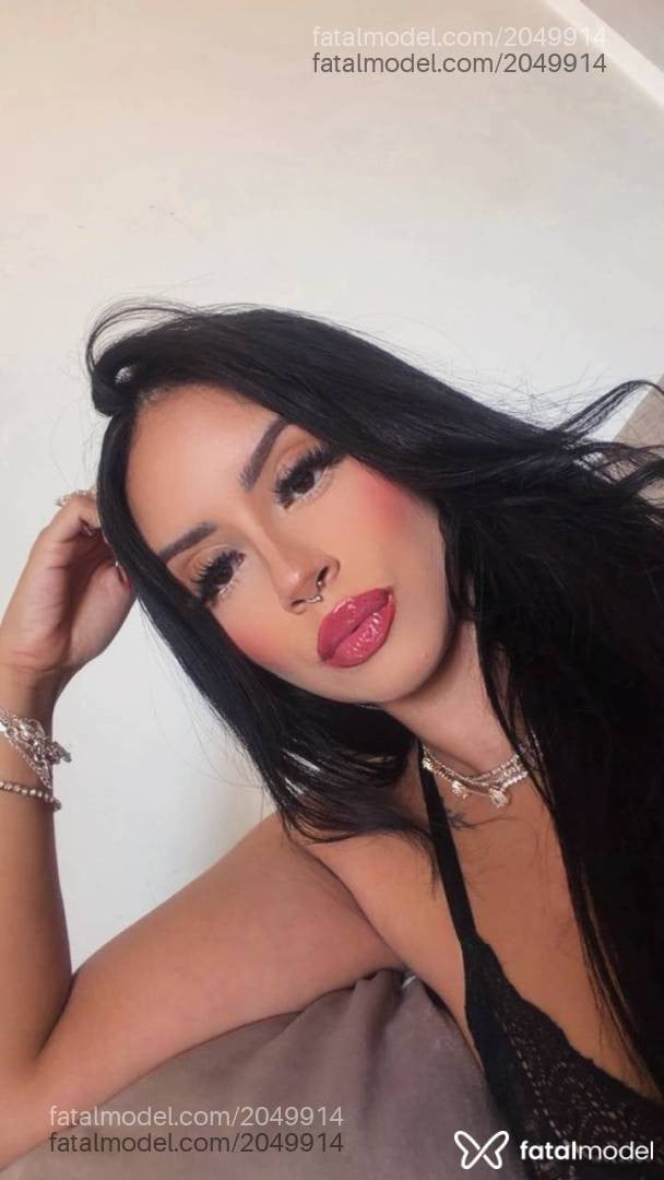 Acompanhante mulher morena (o) de olhos castanhos - Ayla