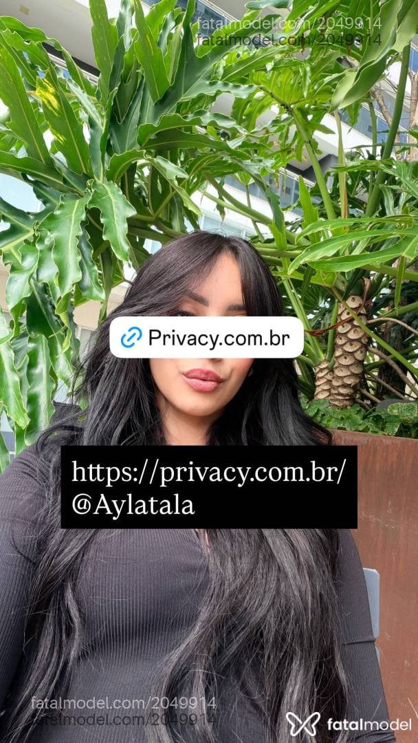 Acompanhante mulher morena (o) de olhos castanhos - Ayla