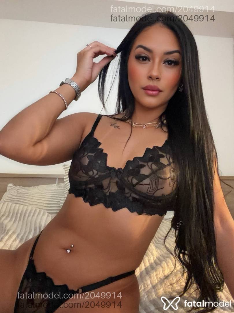 Acompanhante mulher morena (o) de olhos castanhos - Ayla