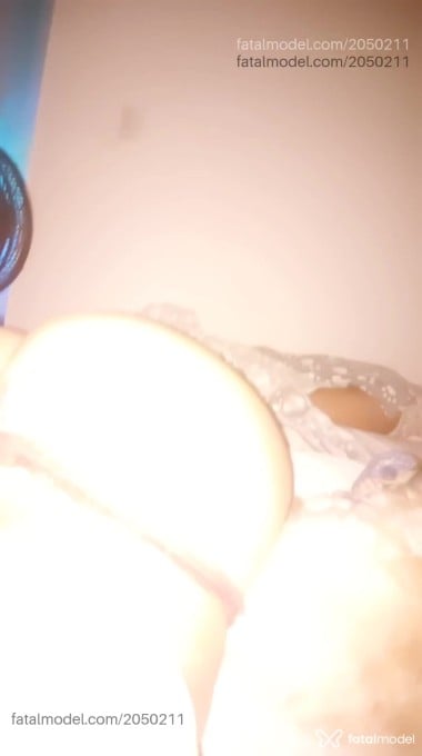 Acompanhante mulher morena (o) de olhos castanhos - Gabi Acompanhante mulher morena (o) de olhos castanhos - Gabi
