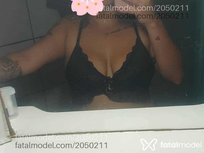 Acompanhante mulher morena (o) de olhos castanhos - Gabi Acompanhante mulher morena (o) de olhos castanhos - Gabi
