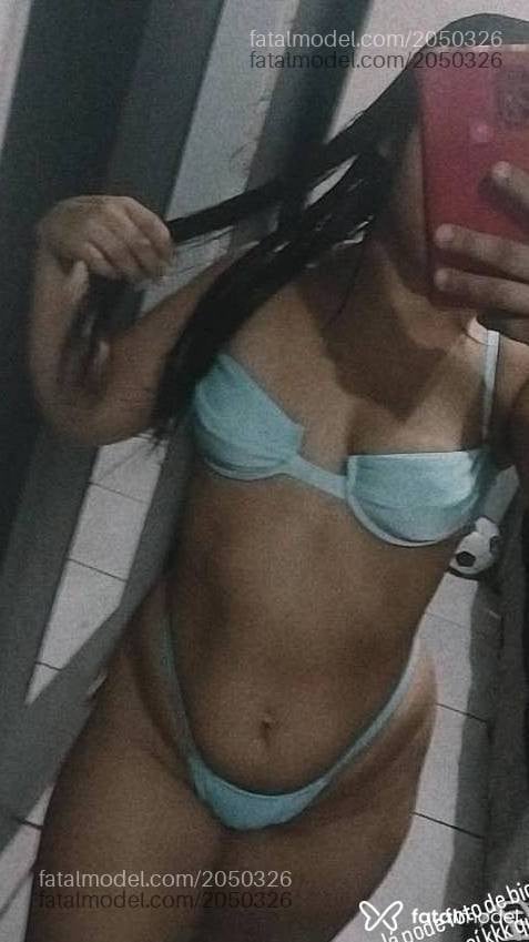 Acompanhante mulher morena (o) de olhos castanhos - Gaby Guimarães