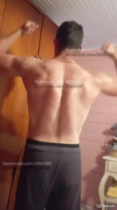Acompanhante homem morena (o) de olhos castanhos em Taquara Acompanhante homem morena (o) de olhos castanhos em Taquara - Felipe Roehrs