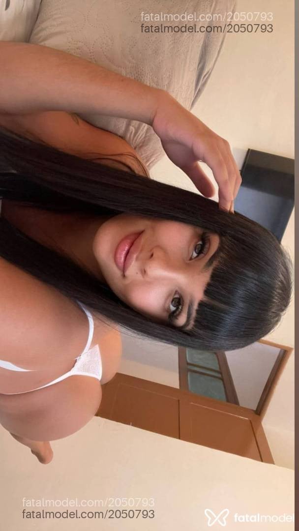 Acompanhante mulher trans morena (o) de olhos castanhos em Rio de Janeiro - Giulia Sashae