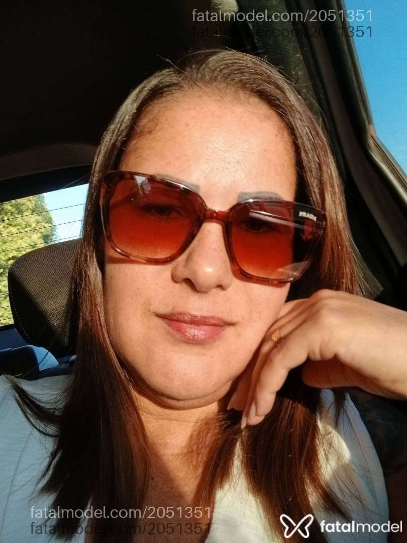 Acompanhante mulher com cabelo castanho de olhos castanhos em Olímpia - Daniela