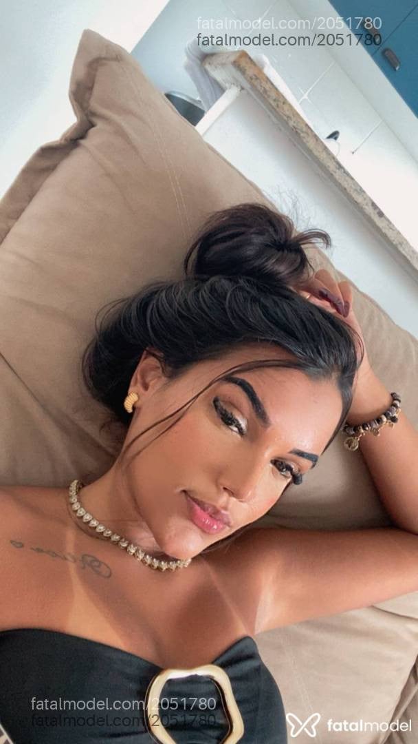 Acompanhante mulher morena (o) de olhos castanhos em Rio de Janeiro - Miaa