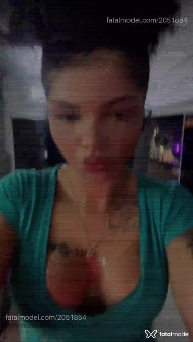Acompanhante mulher morena (o) de olhos castanhos em Passo Fundo Acompanhante mulher morena (o) de olhos castanhos em Passo Fundo - Faaby