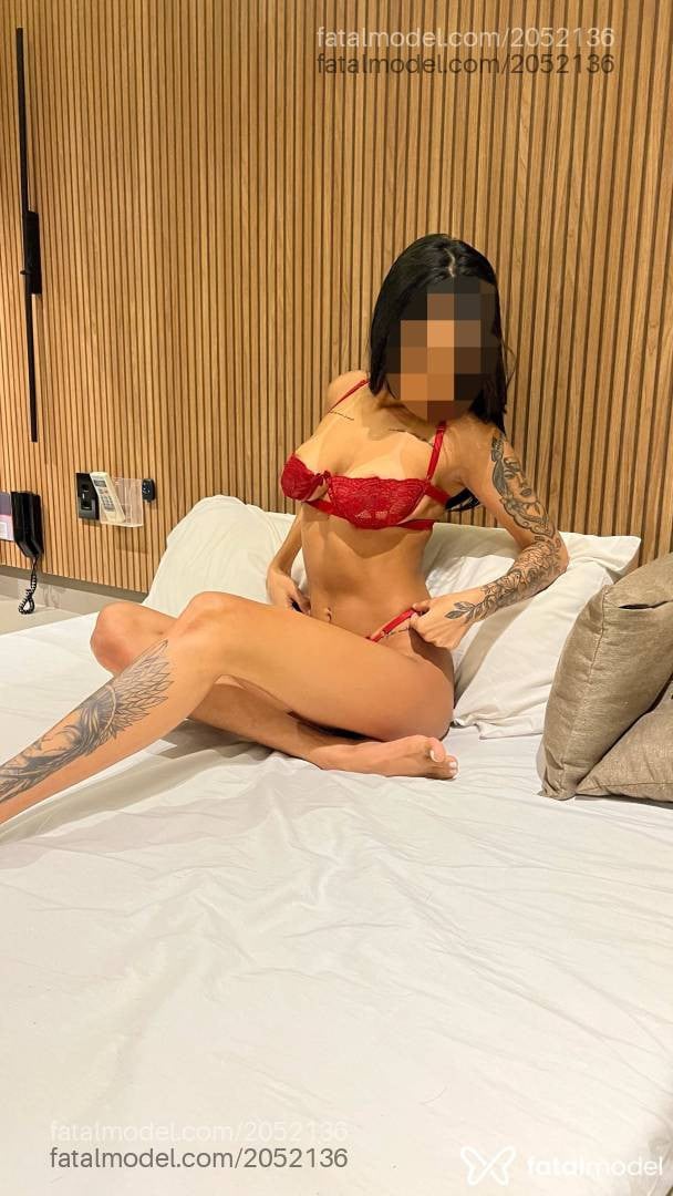 Acompanhante mulher com cabelo castanho de olhos pretos em Vitória da Conquista - Bianca Monteiro