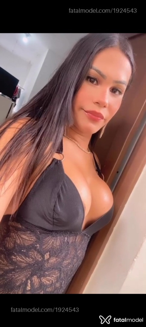 Acompanhante mulher trans com cabelo castanho de olhos castanhos em Virtual - Tuanne Sophia