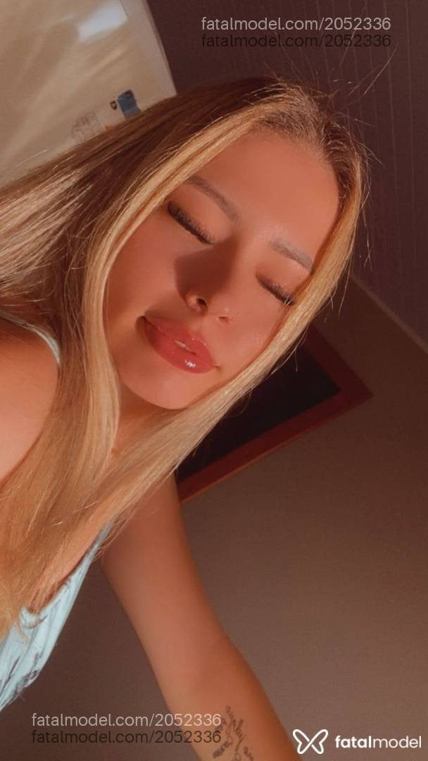 Acompanhante mulher loira (o) de olhos castanhos em Rio de Janeiro - Mel ávilla