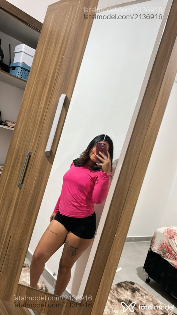 Acompanhante mulher com cabelo castanho de olhos castanhos em Canarana - Luísa