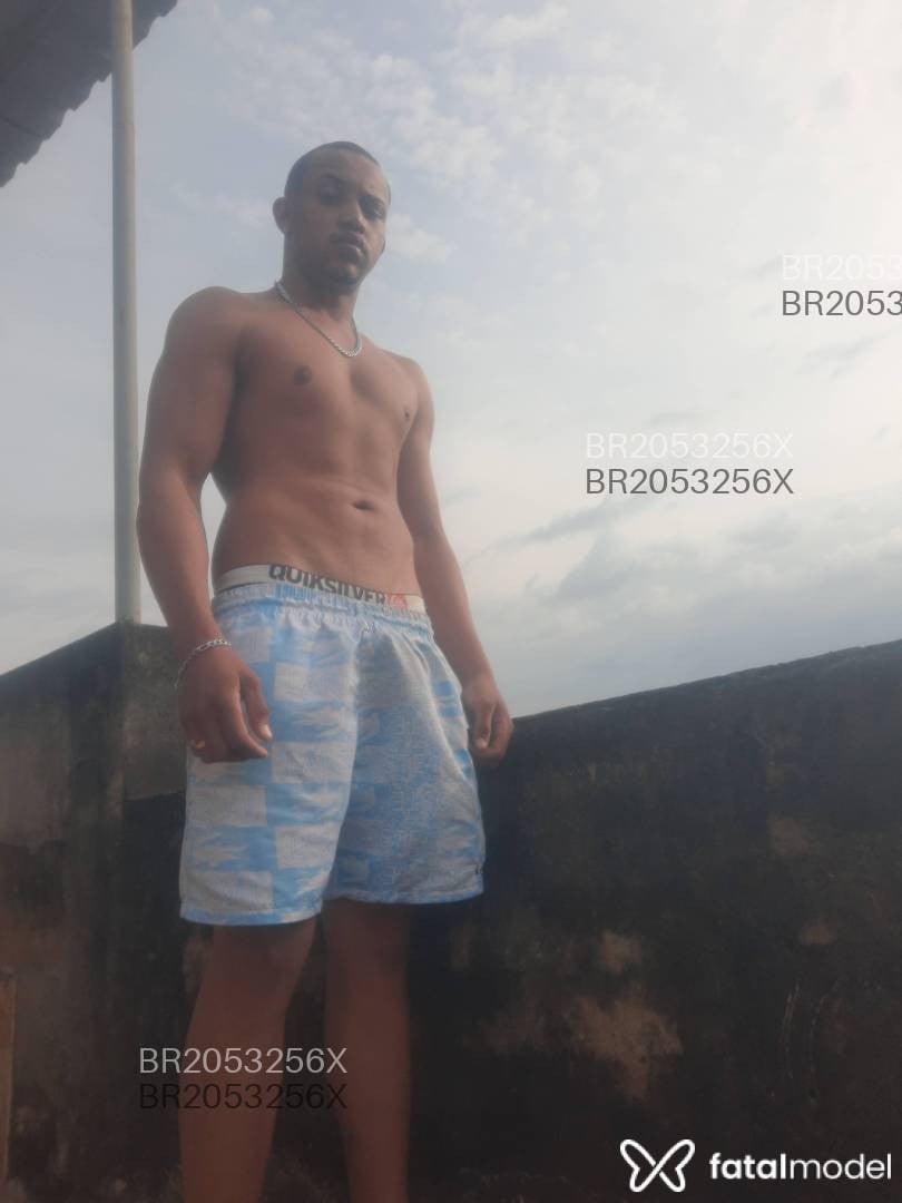 Acompanhante homem morena (o) de olhos castanhos - Brayan