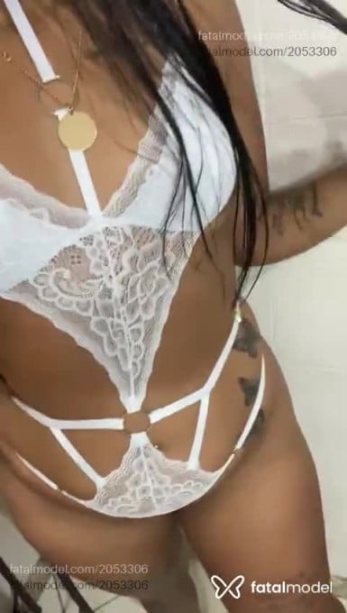 Acompanhante mulher com cabelo castanho de olhos castanhos em Campos dos Goytacazes - Lais