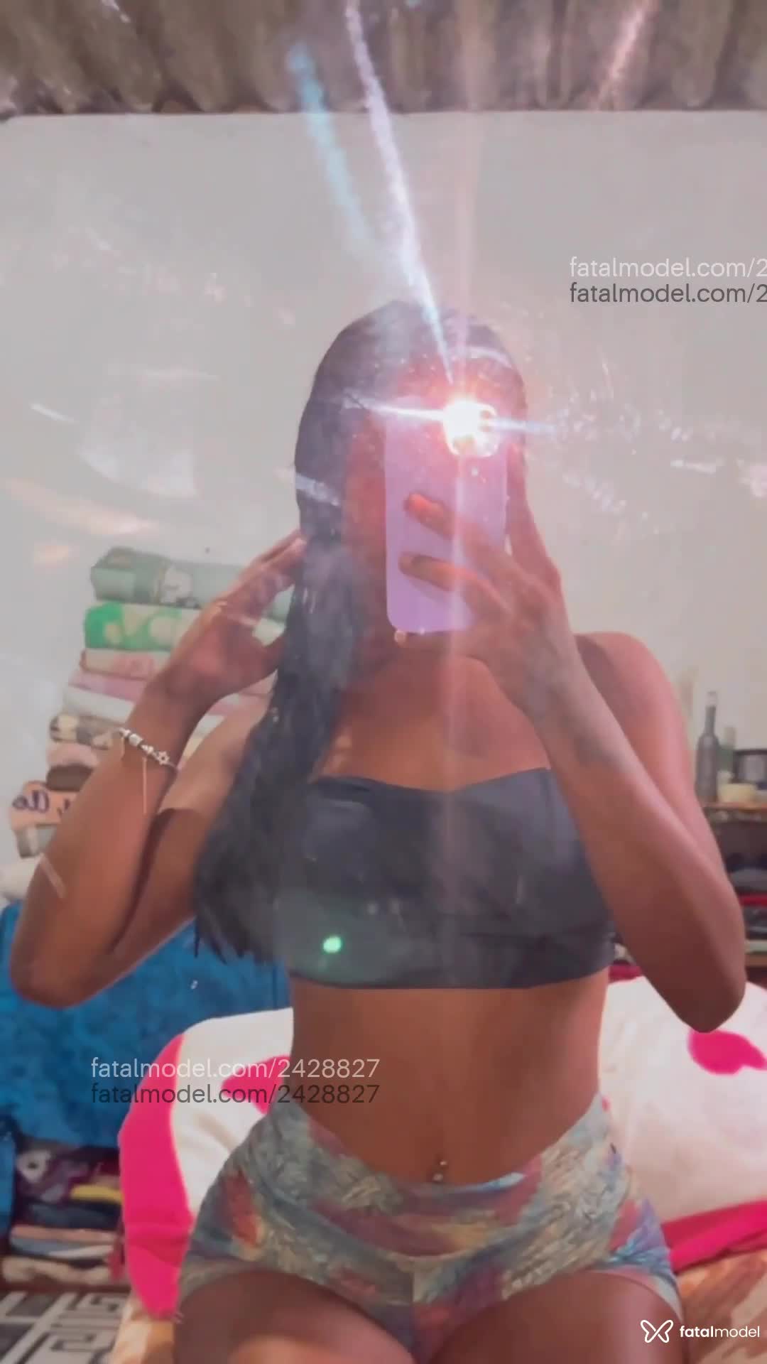 Acompanhante mulher com cabelo castanho de olhos castanhos - Ysadora