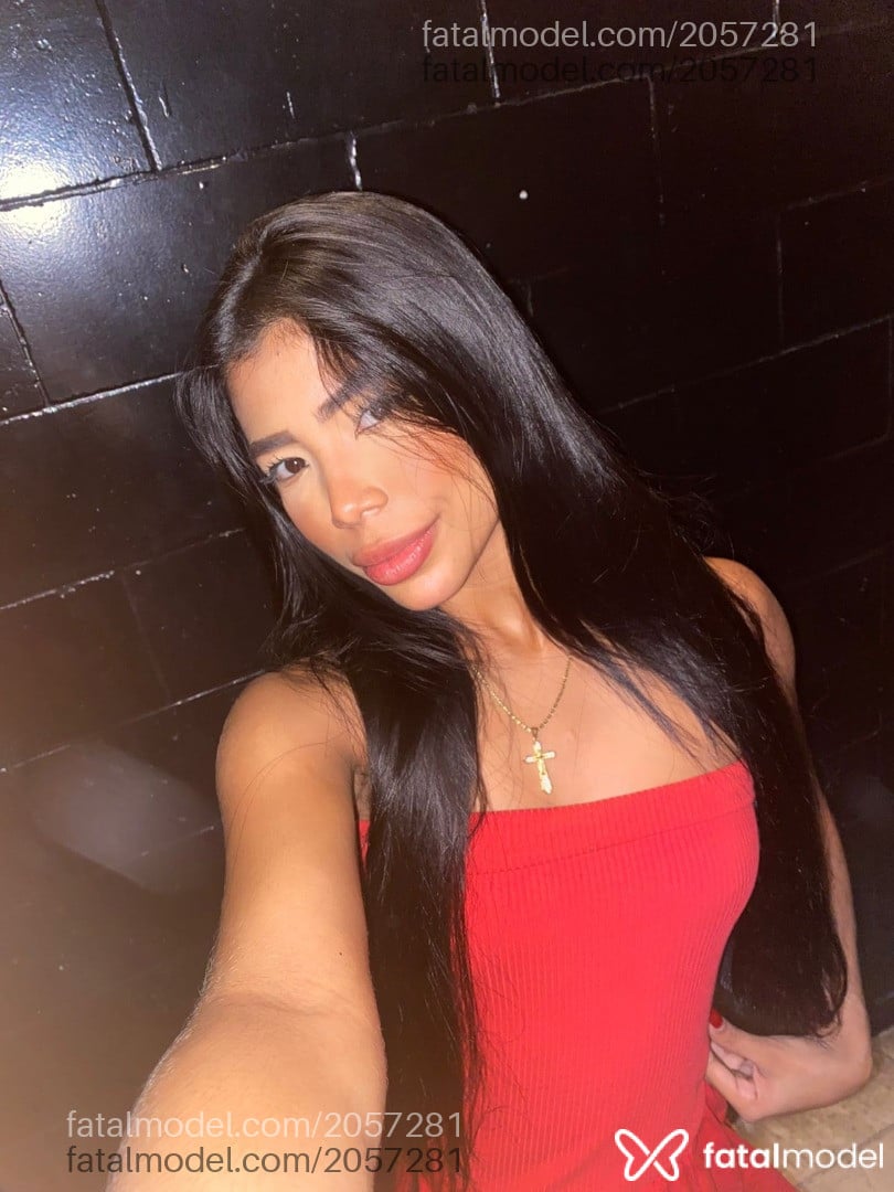 Acompanhante mulher morena (o) de olhos castanhos em Belém - Nicole