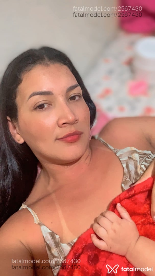 Acompanhante mulher morena (o) de olhos castanhos em Manaus - Esteela