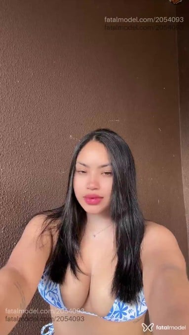 Acompanhante mulher com cabelo castanho de olhos castanhos em Três Lagoas Acompanhante mulher com cabelo castanho de olhos castanhos em Três Lagoas - Lorena Diniz