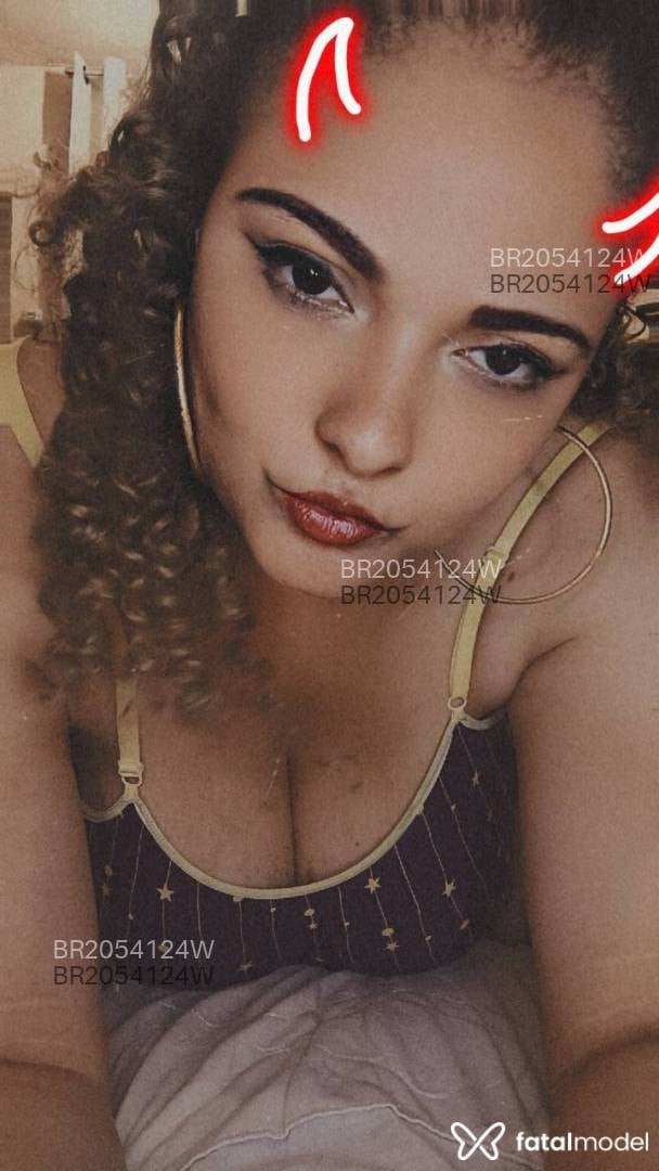Acompanhante mulher morena (o) de olhos pretos em Virtual - Jéssica Menezes