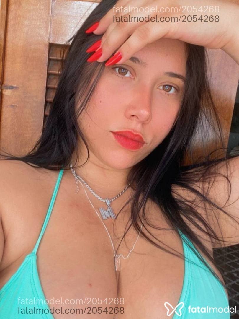 Acompanhante mulher morena (o) de olhos castanhos - Amanda