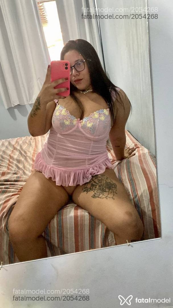 Acompanhante mulher morena (o) de olhos castanhos - Amanda