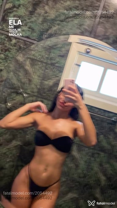 Acompanhante mulher morena (o) de olhos verdes em Brusque - Erica
