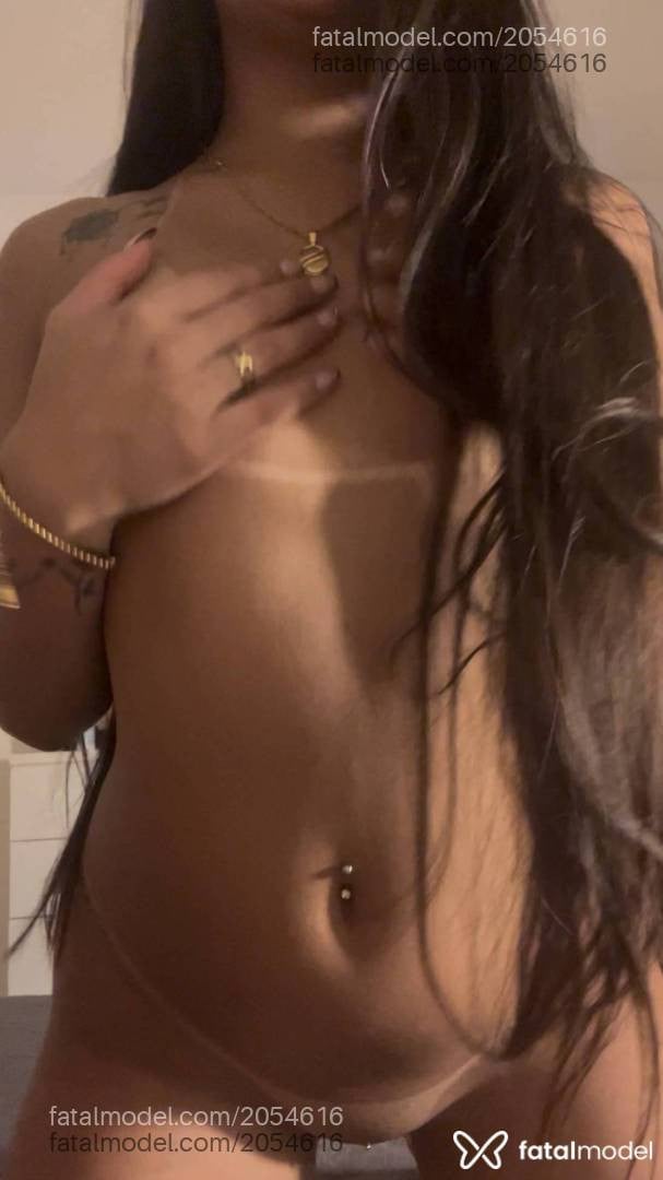 Acompanhante mulher morena (o) de olhos mel - Luna Lis