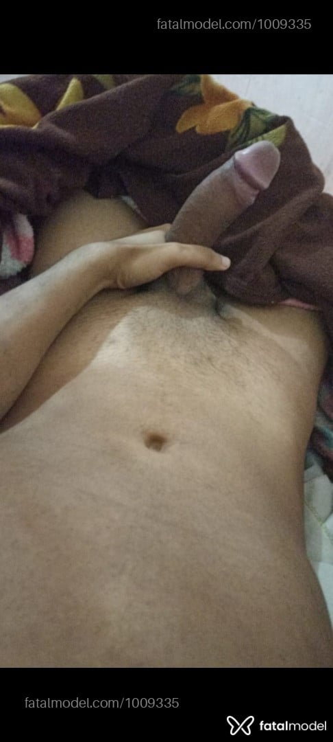 Acompanhante homem morena (o) de olhos castanhos em Campina Grande Acompanhante homem morena (o) de olhos castanhos em Campina Grande - Wellington Souza