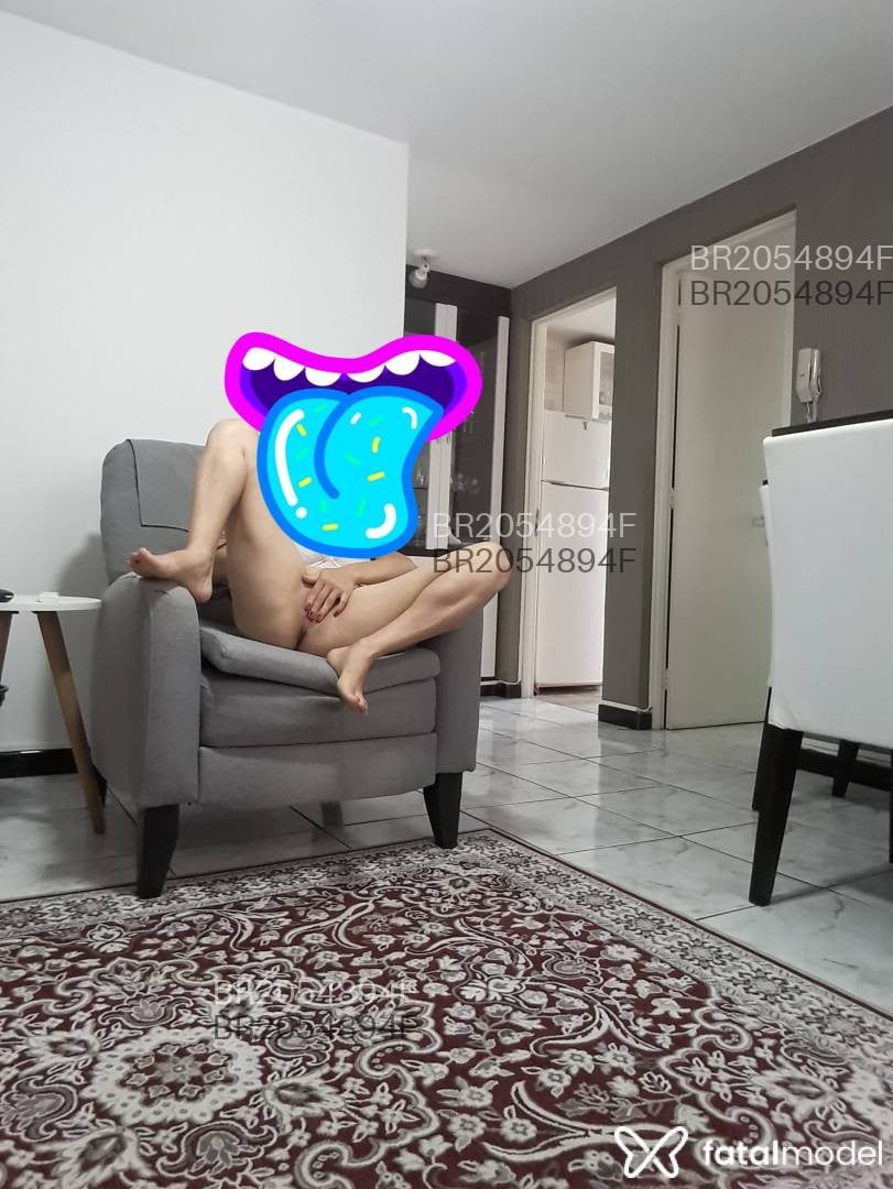 Acompanhante mulher morena (o) de olhos pretos - Neide Acompanhante mulher morena (o) de olhos pretos - Neide