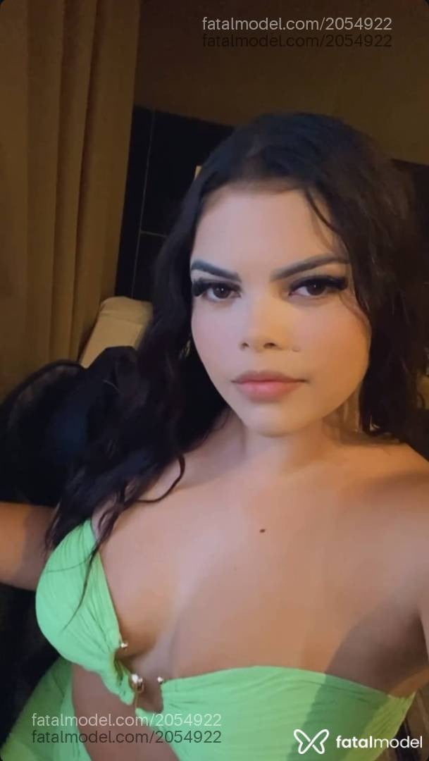 Acompanhante mulher morena (o) de olhos castanhos - Milena