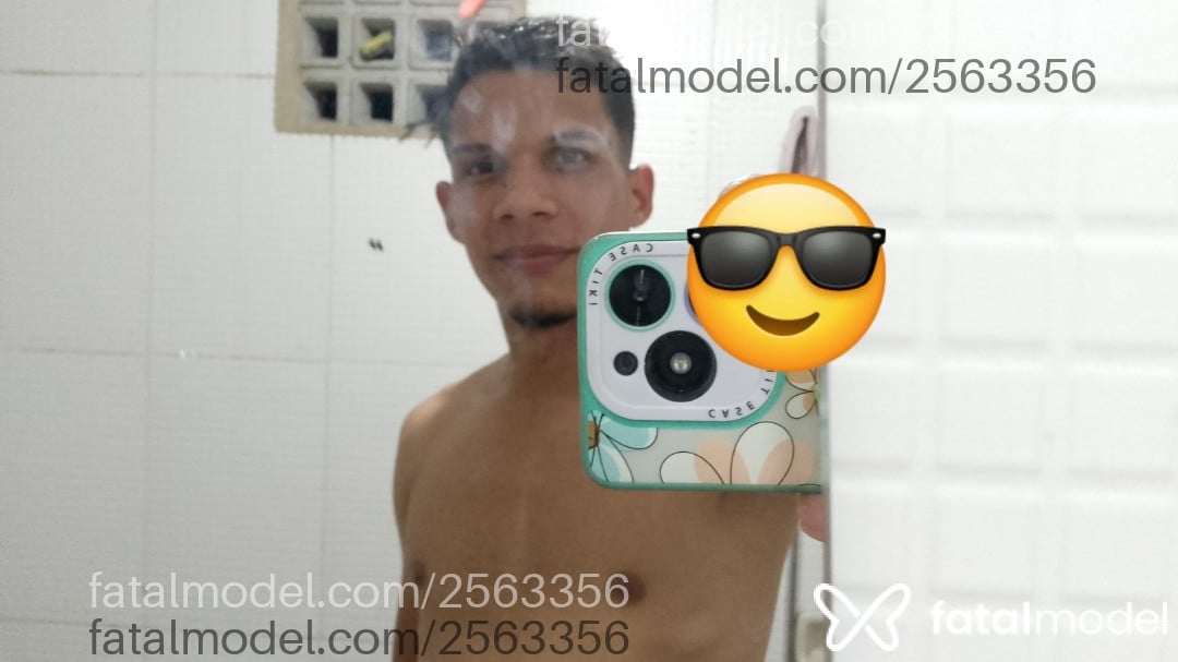 Acompanhante homem morena (o) de olhos mel em Balneário Camboriú - Ronal