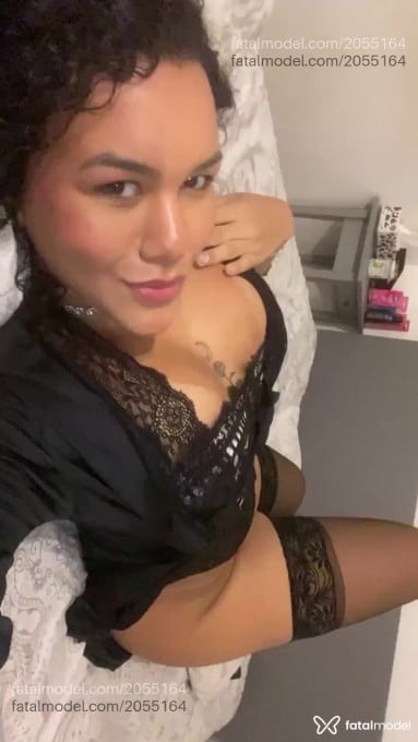 Acompanhante mulher morena (o) de olhos castanhos em Nova Serrana - Sofia Zenobia