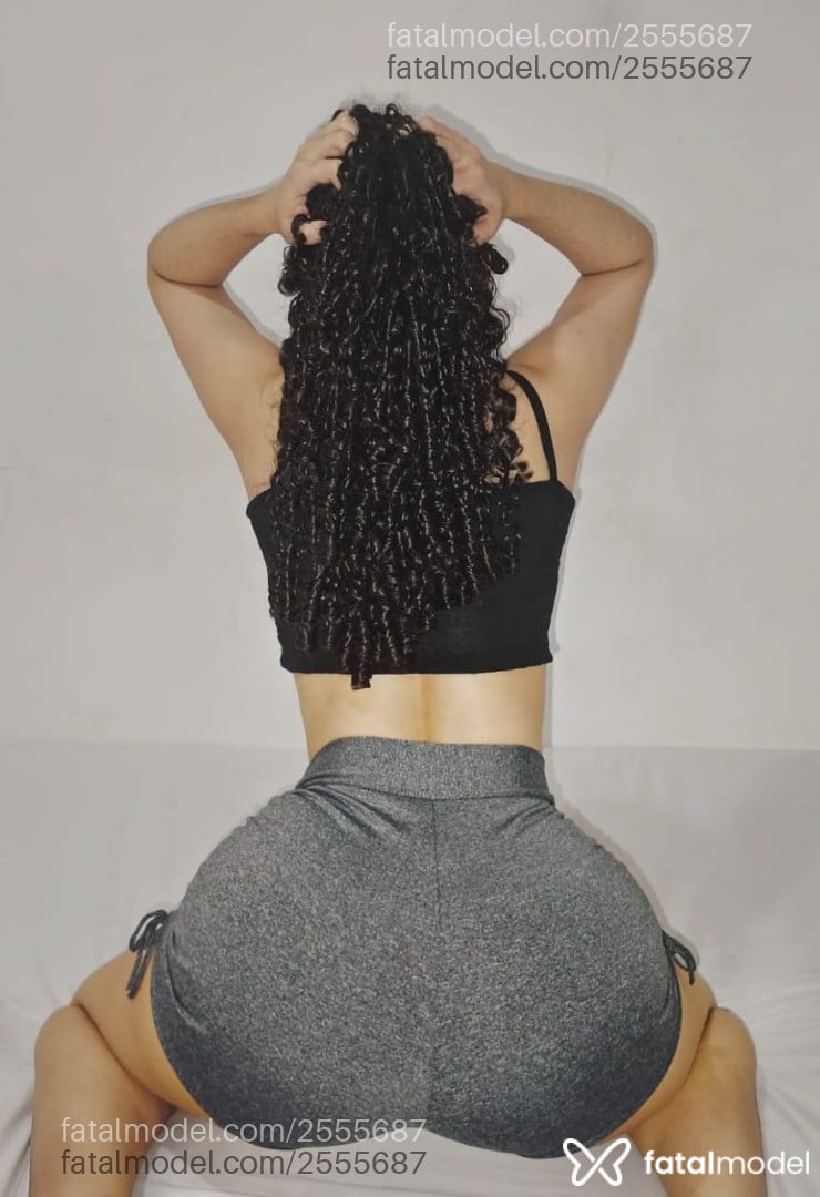 Acompanhante mulher com cabelo castanho de olhos castanhos - Gabriela Acompanhante mulher com cabelo castanho de olhos castanhos - Gabriela