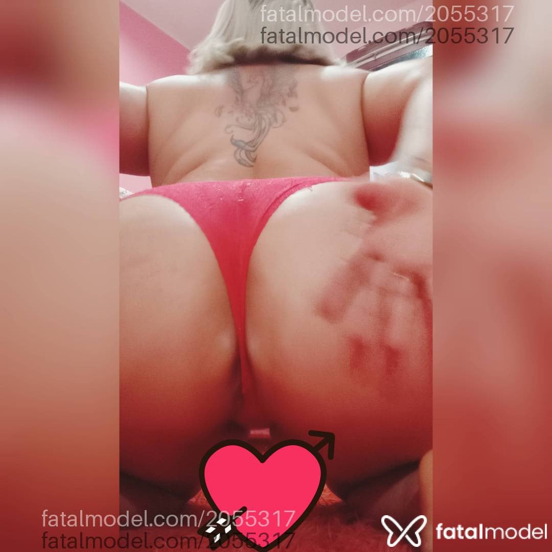 Acompanhante mulher loira (o) de olhos castanhos em Virtual Acompanhante mulher loira (o) de olhos castanhos em Virtual - Joosy Souza